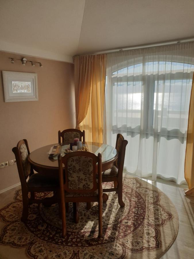 Apartmani Mlikotic Dugi Rat Esterno foto