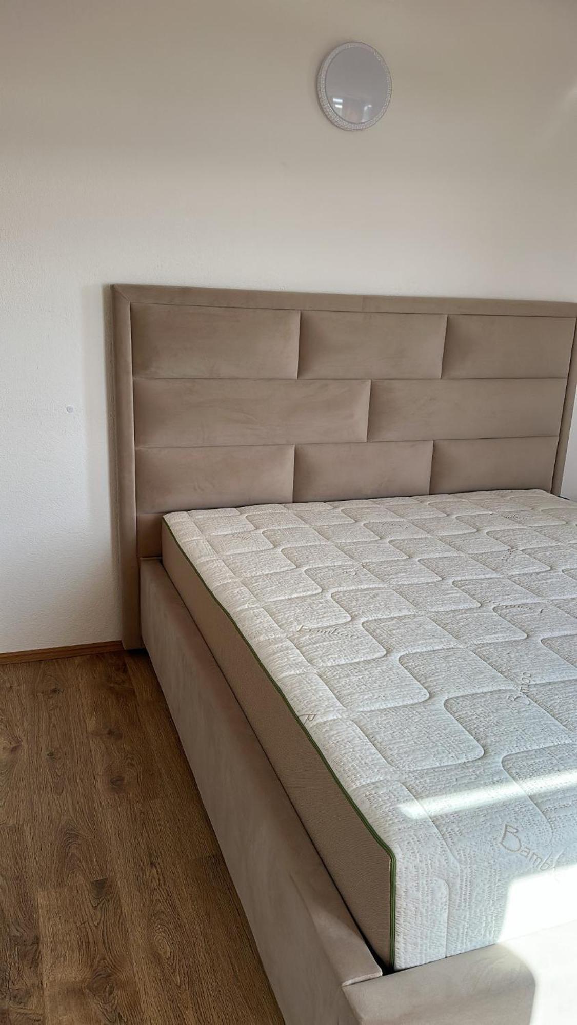 Apartmani Mlikotic Dugi Rat Esterno foto